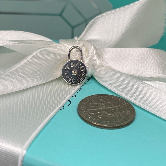 Tiffany & co 1837 round diamond  pendant .925  925 beautiful - Picture 5 of 5